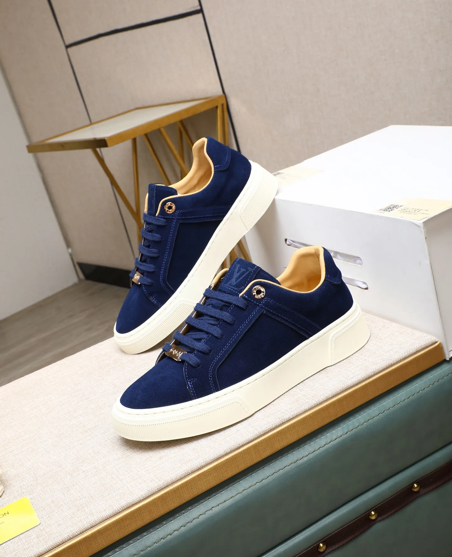 Men's shoes 💰460 [LV～] Men's casual shoes 2025z cabinet sales simultaneously 🔶Size: 38-44 #️⃣ 🔷3 colors🔜The upper is made of multi-material splicing➕cow leather lining, comfortable and breathable, sole: original comfortable and wear-resistant outsole, ⚠️real thing📱photographed🎬real thing is better📢📢📢